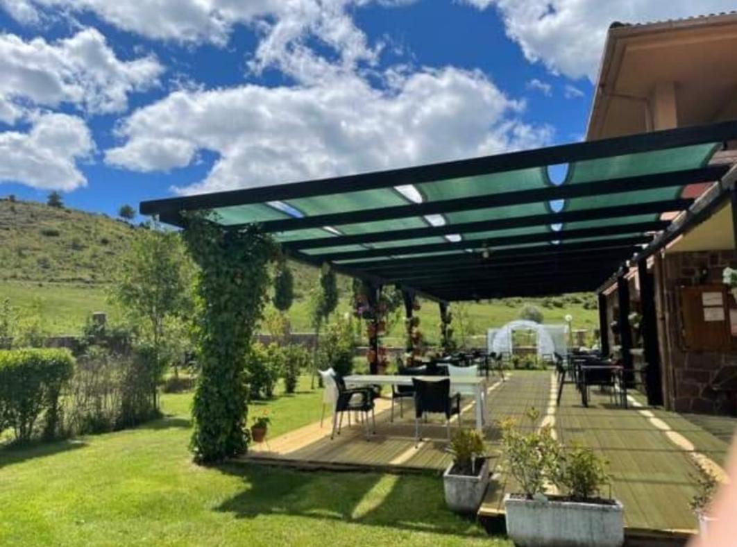 Hotel Villaneila Kültér fotó