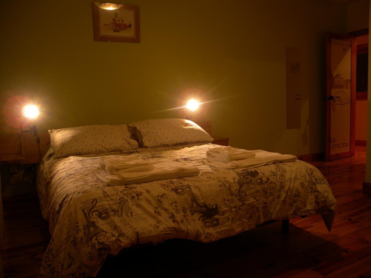 Hotel Villaneila Kültér fotó